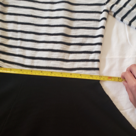 Express dress - Picture 5 of 7